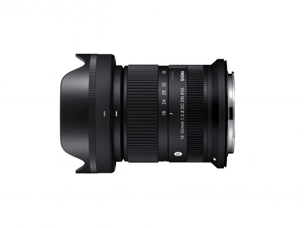 18-50mm F/2.8 DC DN (C) F/RF Mount