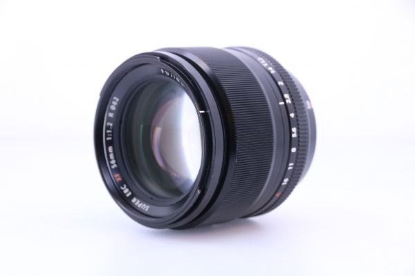 XF 56mm F1.2 R / gebraucht in OVP / Zustand B / Gut / 1 Jahr Gewährleistung