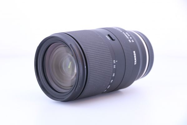 28-200mm F/2.8-5.6 DI III RXD für Sony FE / gebraucht in OVP / Zustand B / Gut / 1 Jahr Gewährl.