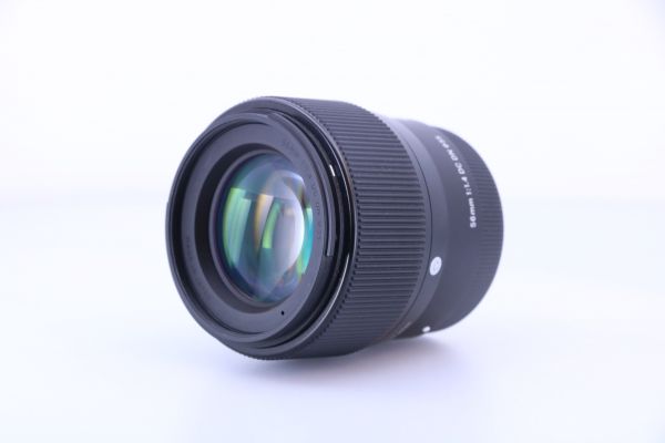 56mm f1.4 DC DN [C] für Sony E-Mount / gebraucht in OVP / Zustand A- / Sehr gut / 1 Jahr Gewährl.