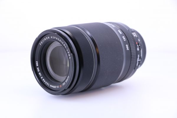 XF 55-200mm F 3.5-4.8 R LM OIS gebraucht ohne OVP / Zustand A / Sehr gut / 1 Jahr Gewährl.