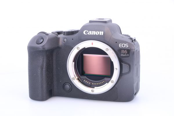 EOS R6 II Body / gebraucht ohne OVP / Zustand A- / Sehr gut / 1 Jahr Gewährl.