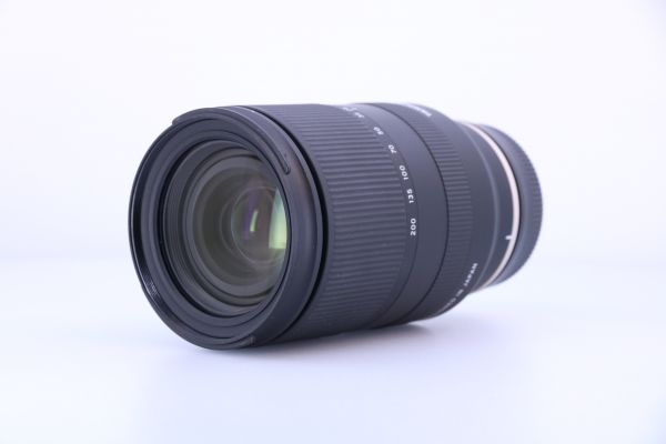 28-200mm F/2.8-5.6 DI III RXD für Sony FE / gebraucht in OVP / Zustand B / Gut / 1 Jahr Gewährl.