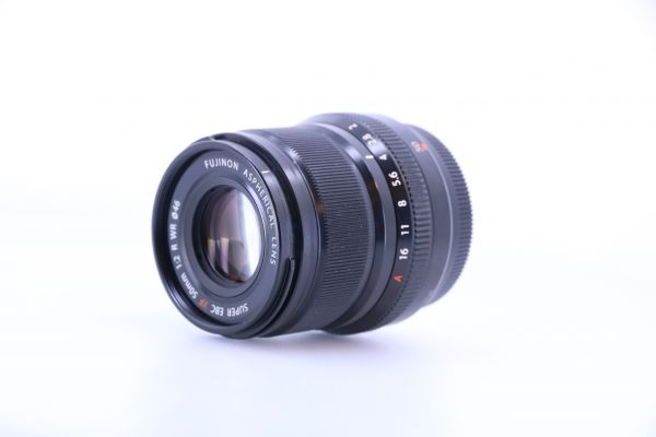 XF 50mm f2.0 R WR / gebraucht ohne OVP / Zustand B+ / Gut / 1 Jahr Gewährleistung